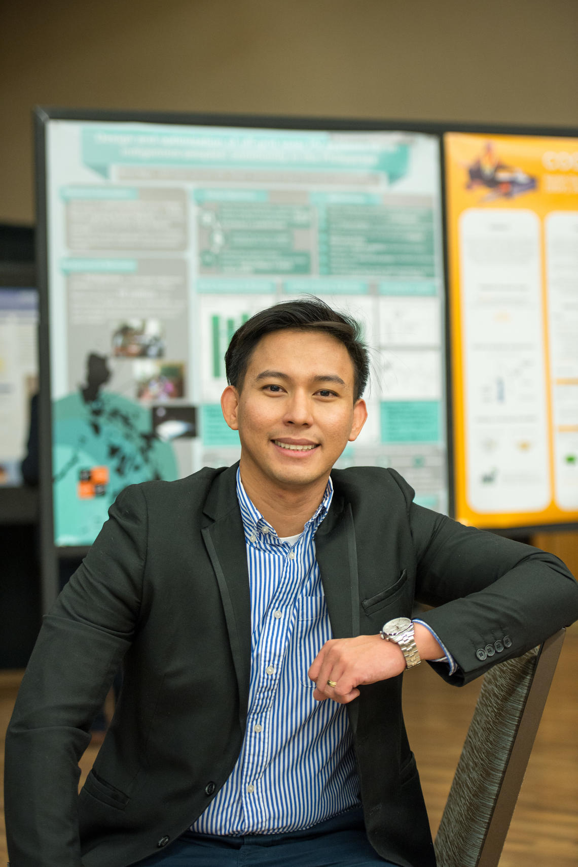 Marvin Mayo is implementing his capstone project from his Master of Sustainable Energy Development, a solar home lighting system for a remote community in the Philippines. 