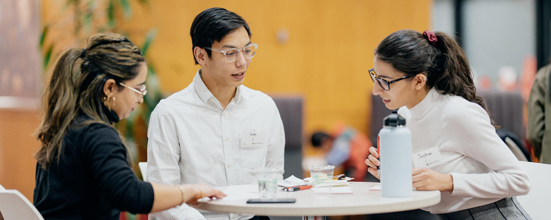 Embedded Certificate in Leadership Studies