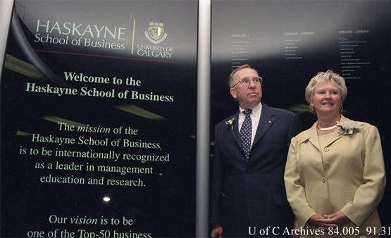 Richard (Dick) Haskayne and his wife Lois at the renaming of the faculty of management to the Haskayne School of Business, May 2002.