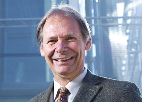 Dr. Mark Anderson